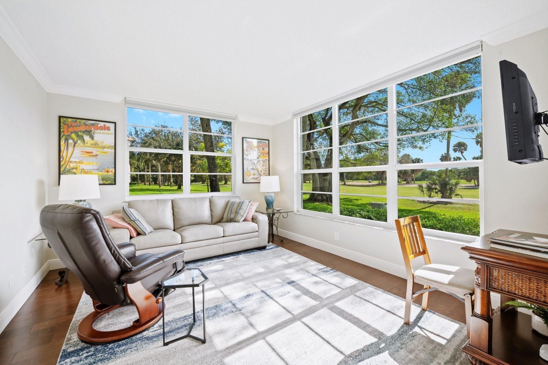 3700 Oaks Clubhouse Drive, Unit 106, Pompano Beach, FL 33069 Photo