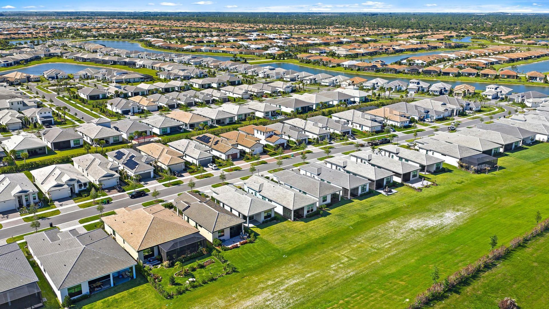 10135 SW Latium Way, Port Saint Lucie, FL 34987 Photo