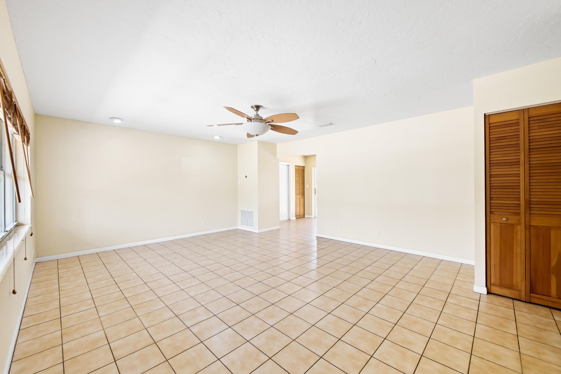 18451 Spanish Isles Place, Boca Raton, FL 33496 Photo