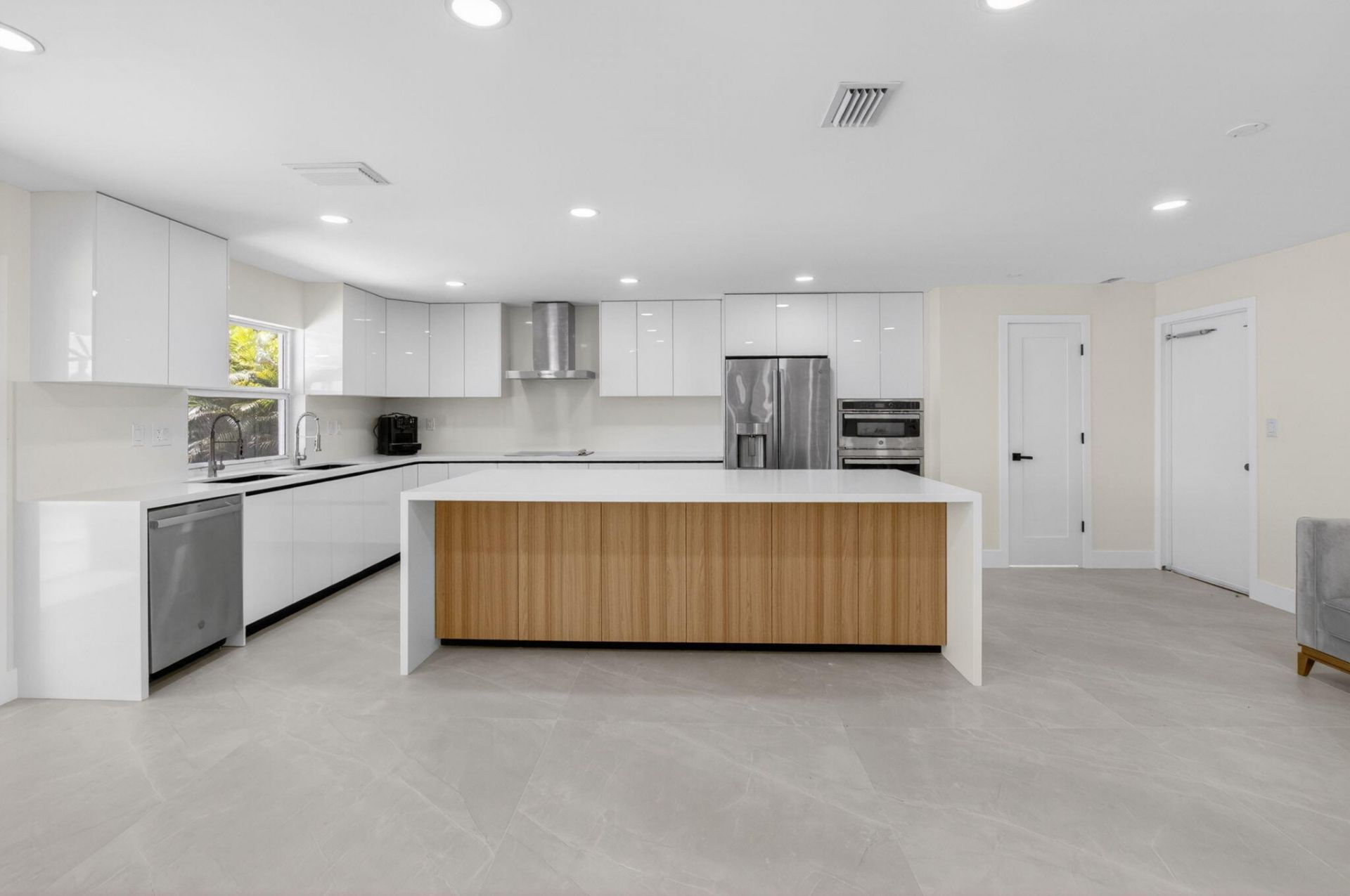 20203 Back Nine Drive, Boca Raton, FL 33498 Photo