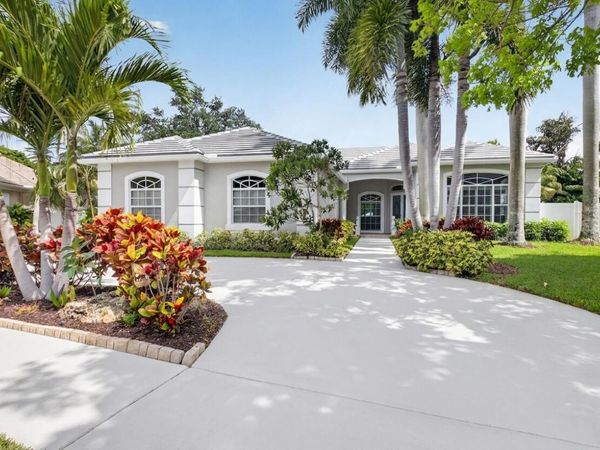 4880 Glenn Pine Lane, Boynton Beach, FL 33436