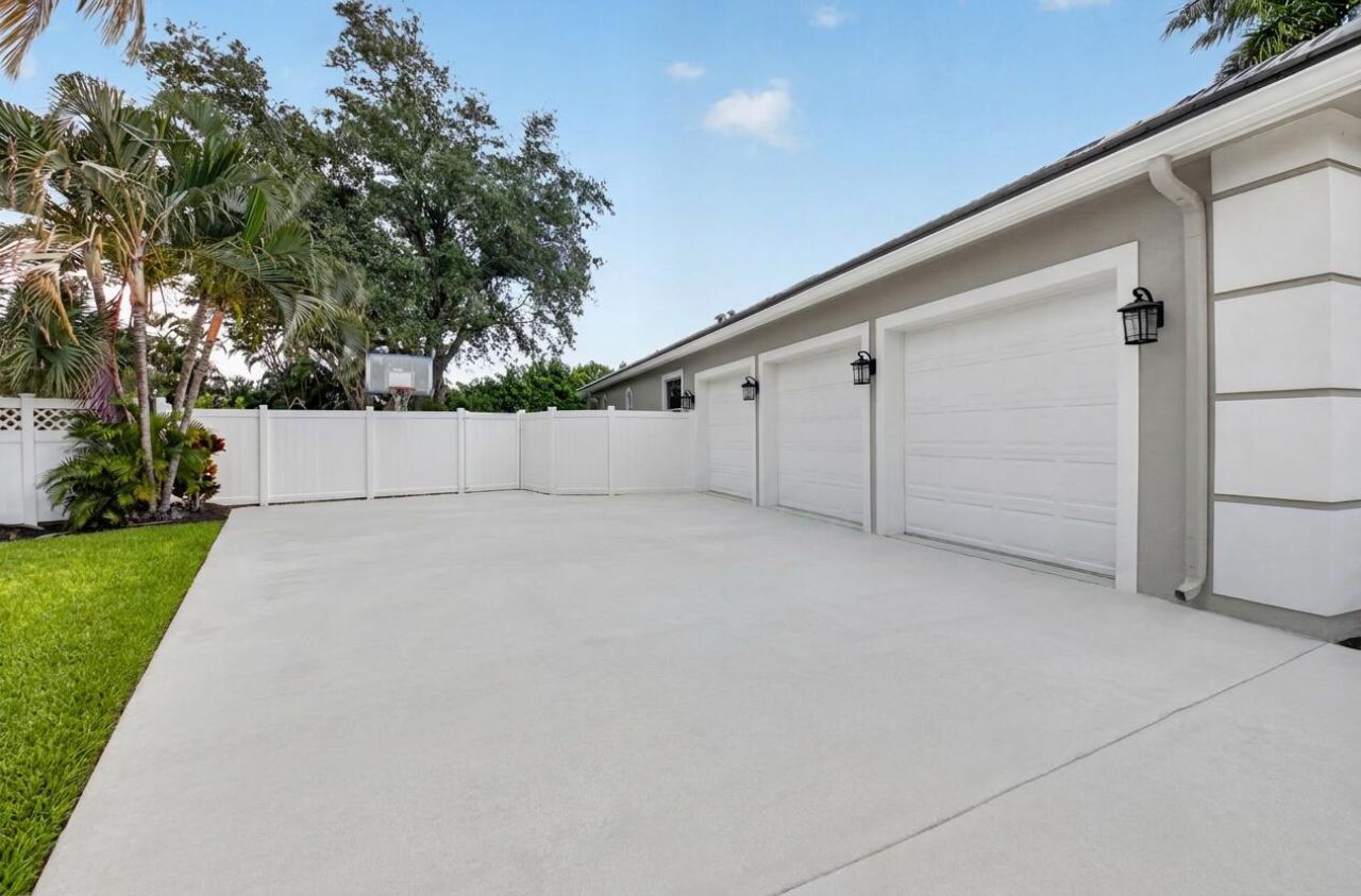 4880 Glenn Pine Lane, Boynton Beach, FL 33436 Photo