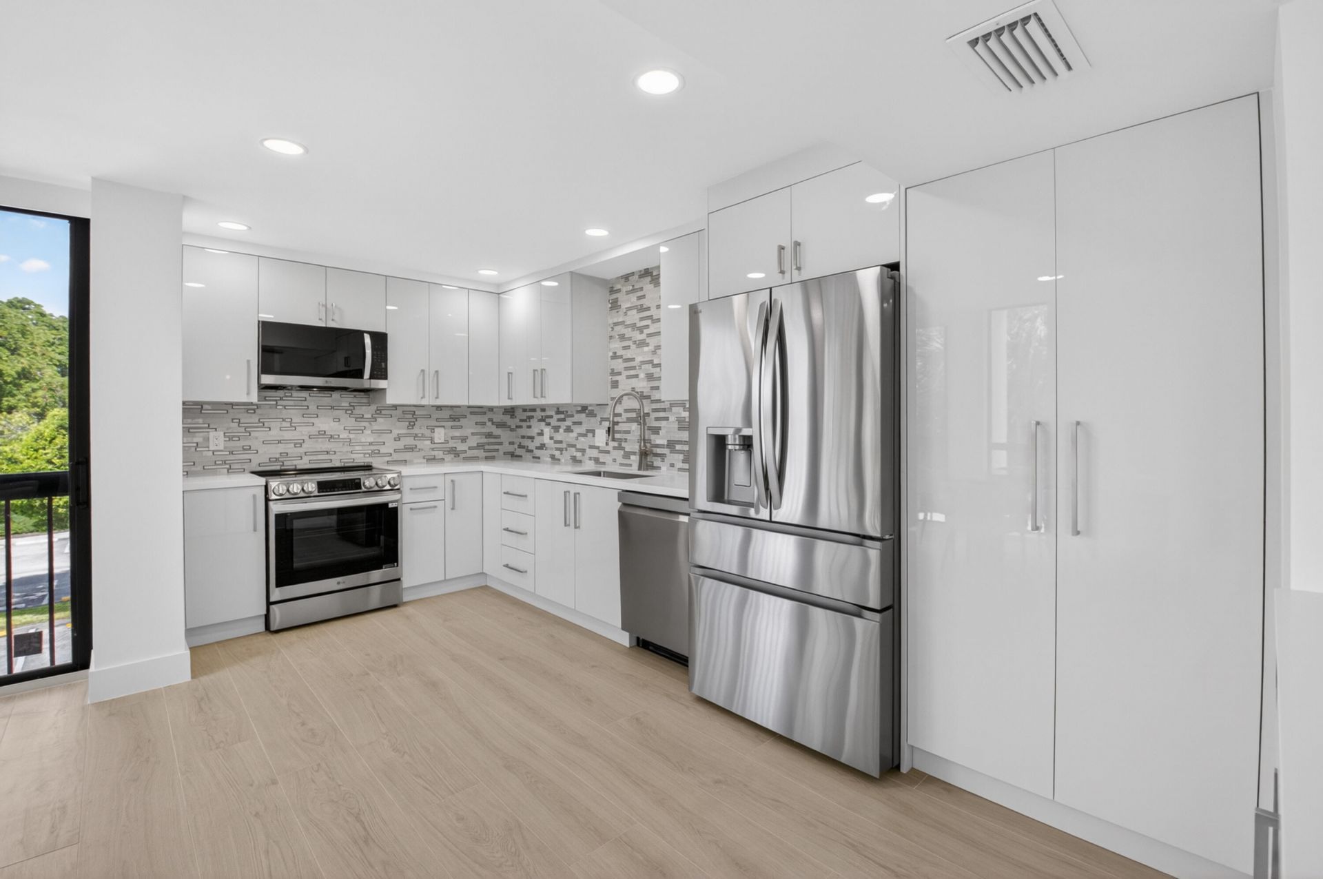 1732 Bridgewood Drive, Boca Raton, FL 33434 Photo