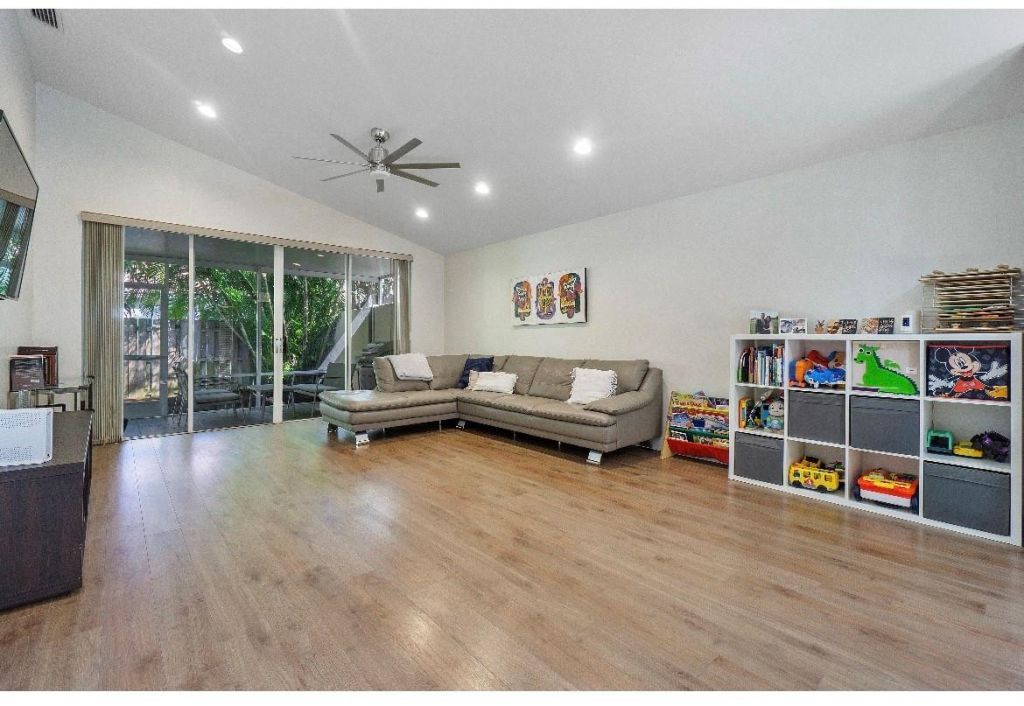 6165 NW 77th Place, Parkland, FL 33067 Photo