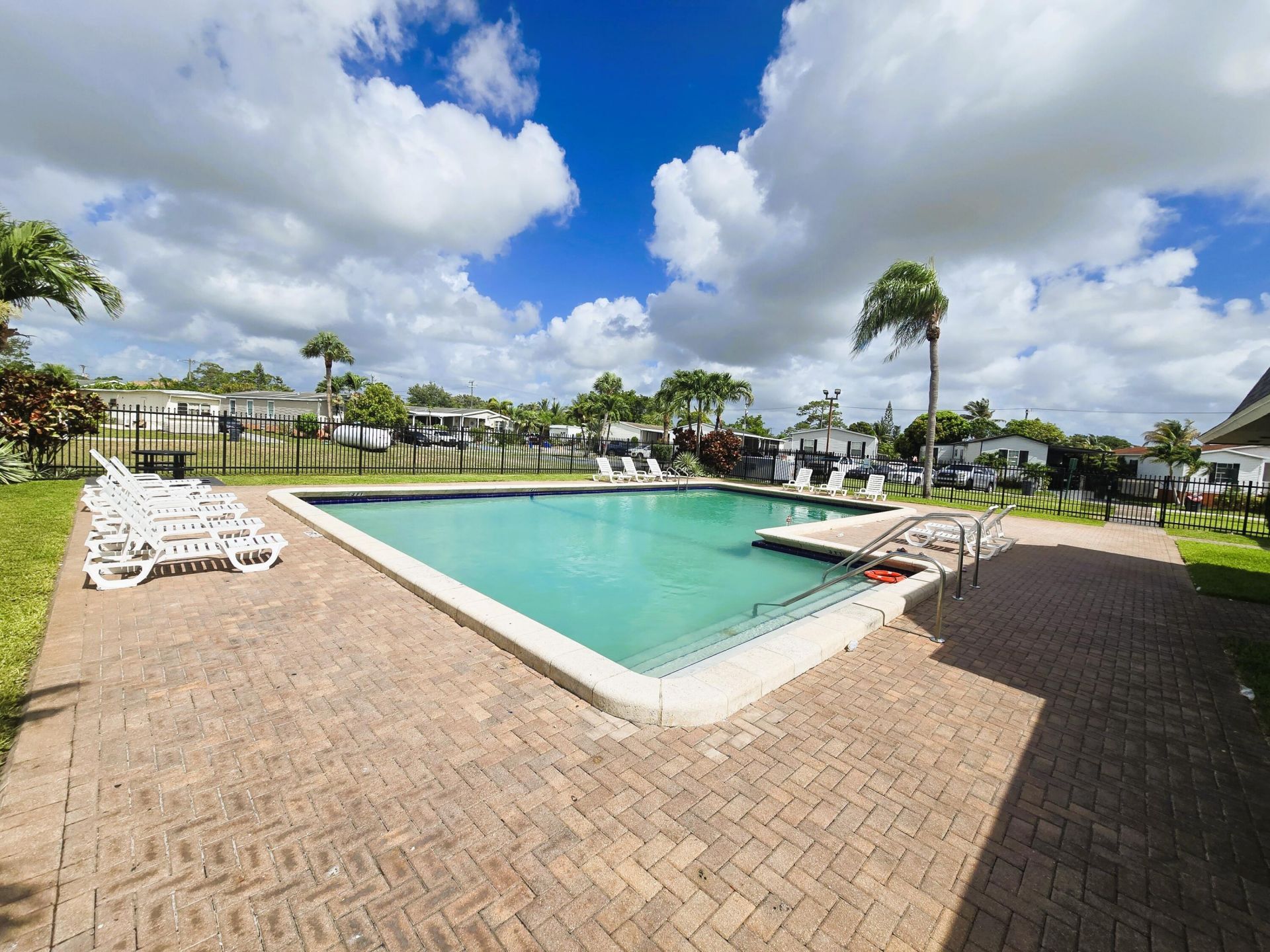 4294 Janet Drive, Unit 825, Greenacres, FL 33463 Photo