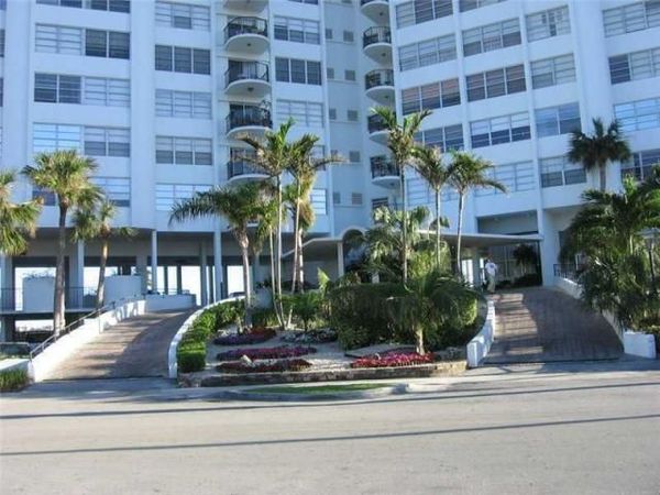 11930 N Bayshore Drive N, Unit 706, North Miami, FL 33181