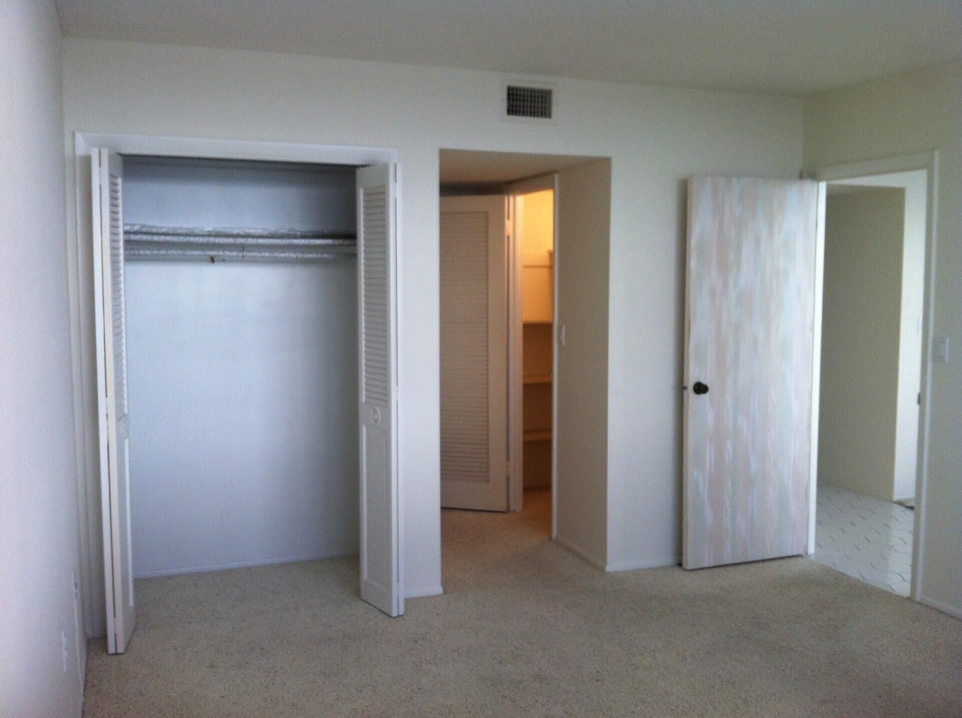 11930 N Bayshore Drive N, Unit 706, North Miami, FL 33181 Photo