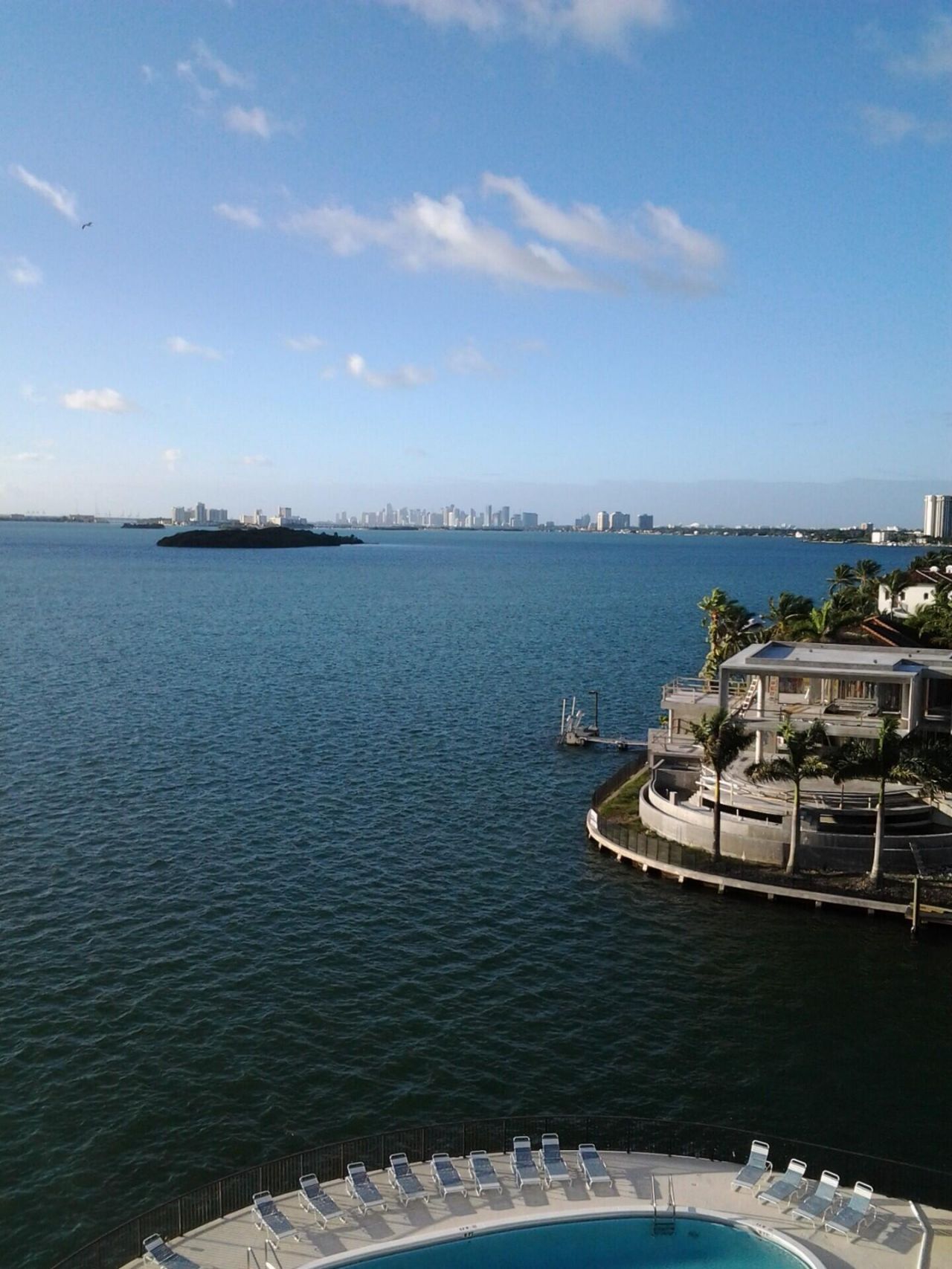 11930 N Bayshore Drive N, Unit 706, North Miami, FL 33181 Photo