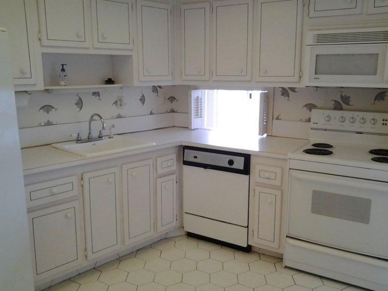 11930 N Bayshore Drive N, Unit 706, North Miami, FL 33181 Photo
