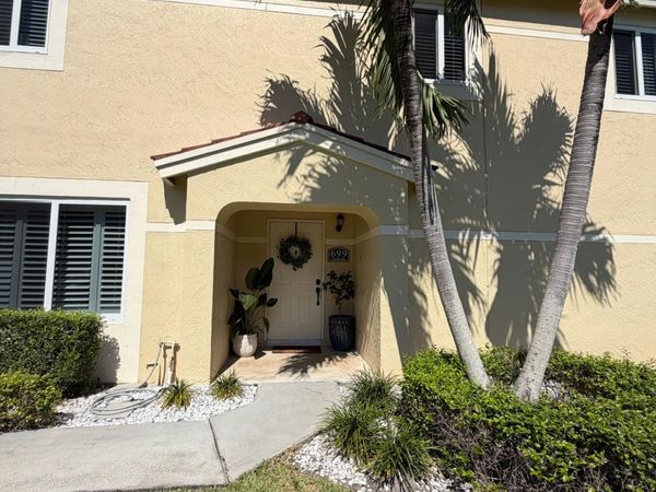 699 Deer Creek Corona Way, Deerfield Beach, FL 33442