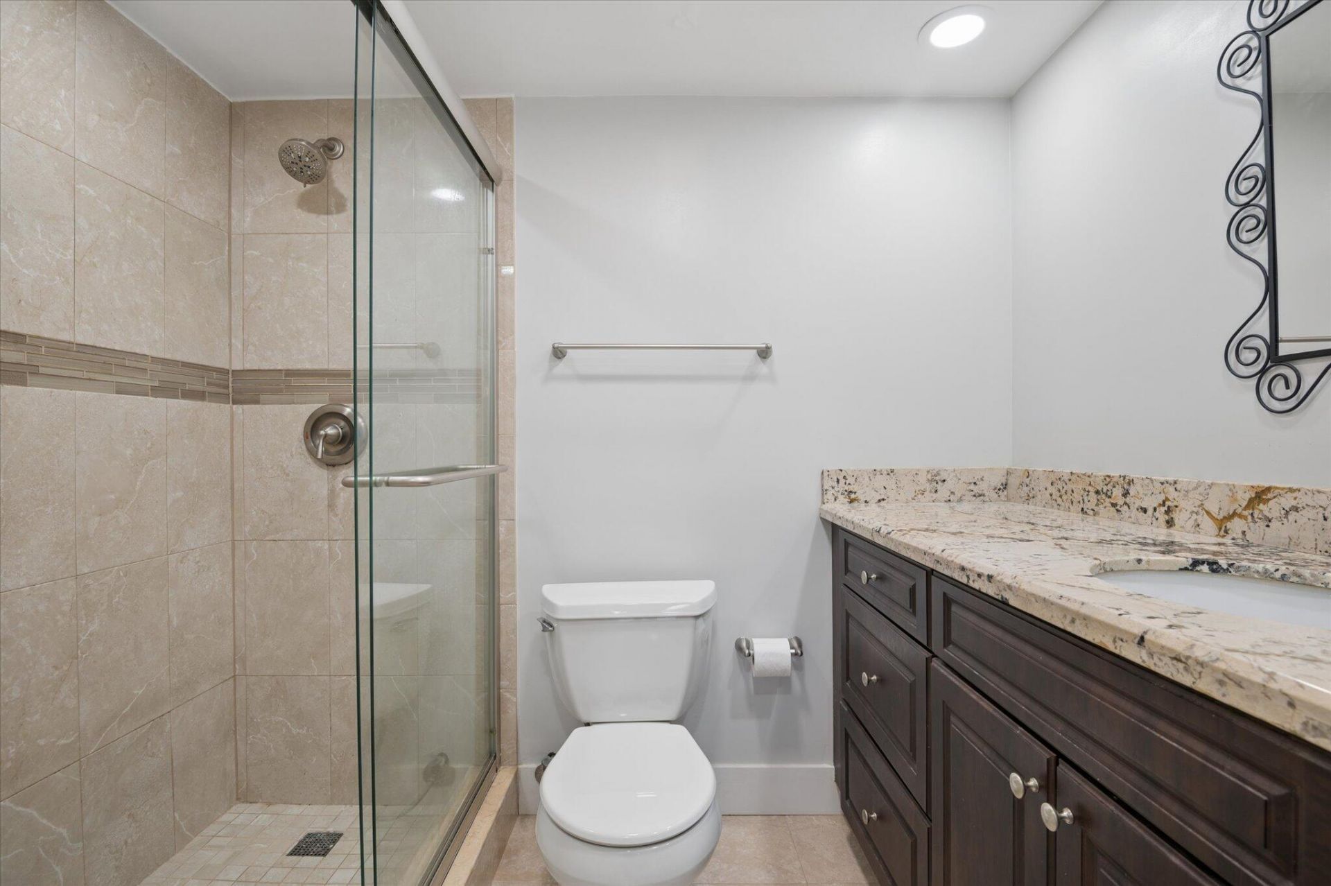 250 Jacaranda Drive, Unit 408, Plantation, FL 33324 Photo