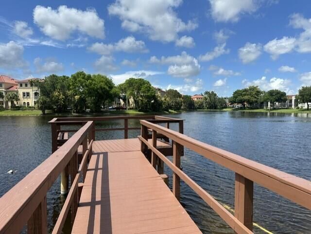 250 Jacaranda Drive, Unit 408, Plantation, FL 33324 Photo