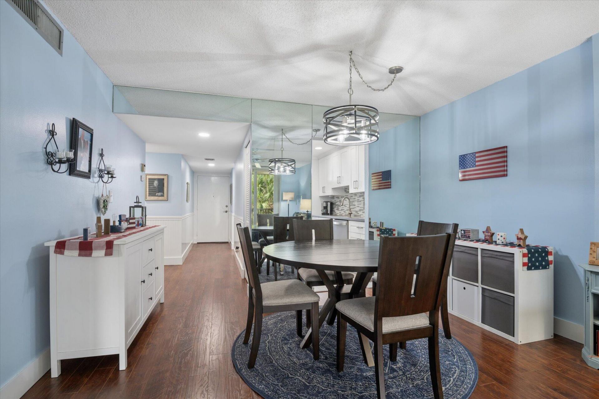 250 Jacaranda Drive, Unit 408, Plantation, FL 33324 Photo