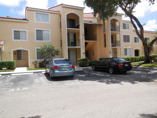 1739 Village Boulevard, Unit 206, West Palm Beach, FL 33409