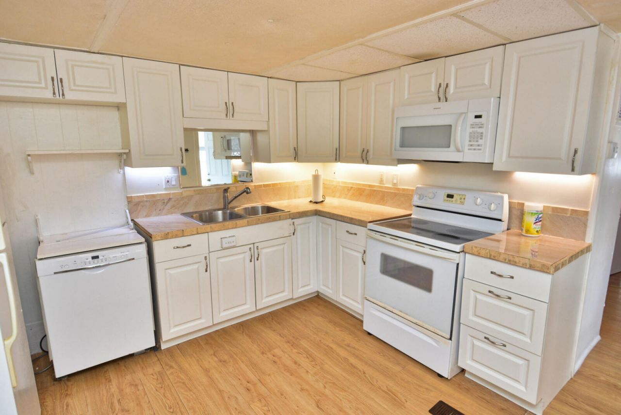 8400 SE Eagle Avenue, Hobe Sound, FL 33455 Photo