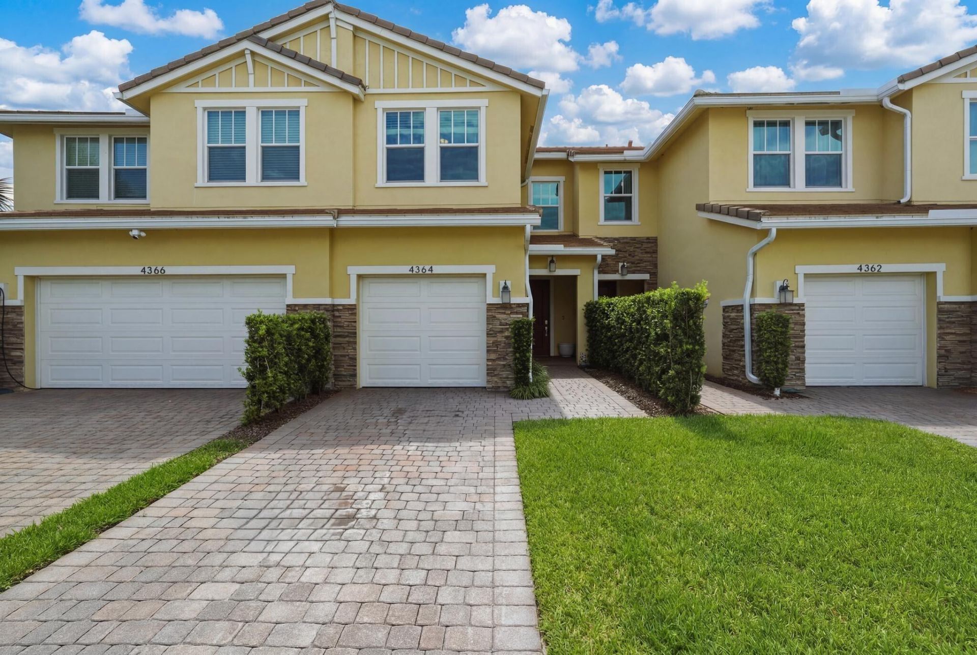 4364 Veleiros Avenue, Deerfield Beach, FL 33064 Photo