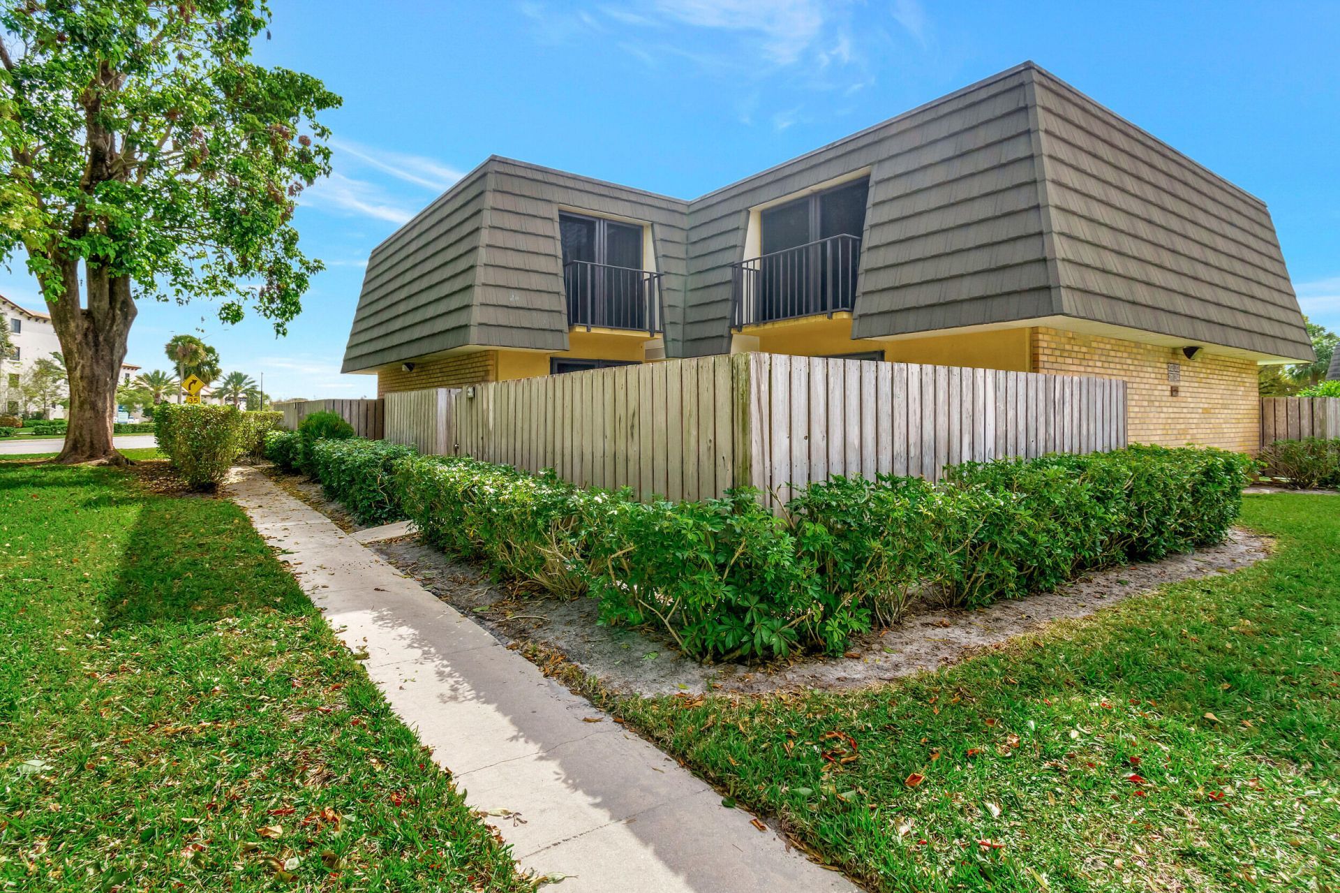 311 3rd Way, West Palm Beach, FL 33407 Photo
