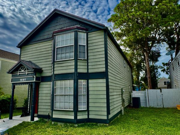 5885 Rambler Rose Way, West Palm Beach, FL 33415