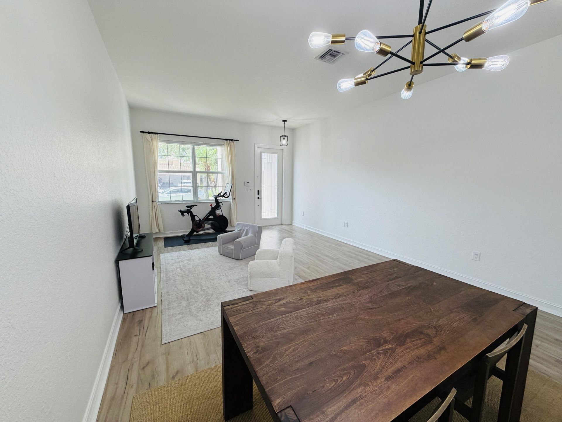 8469 Calabria Lakes Drive, Boynton Beach, FL 33473 Photo