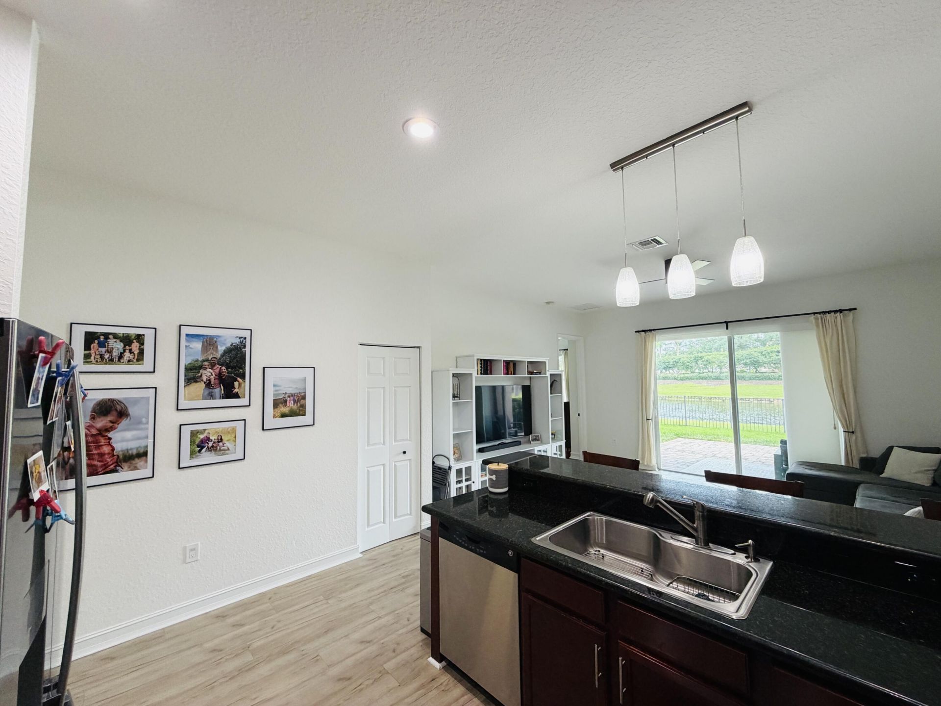 8469 Calabria Lakes Drive, Boynton Beach, FL 33473 Photo