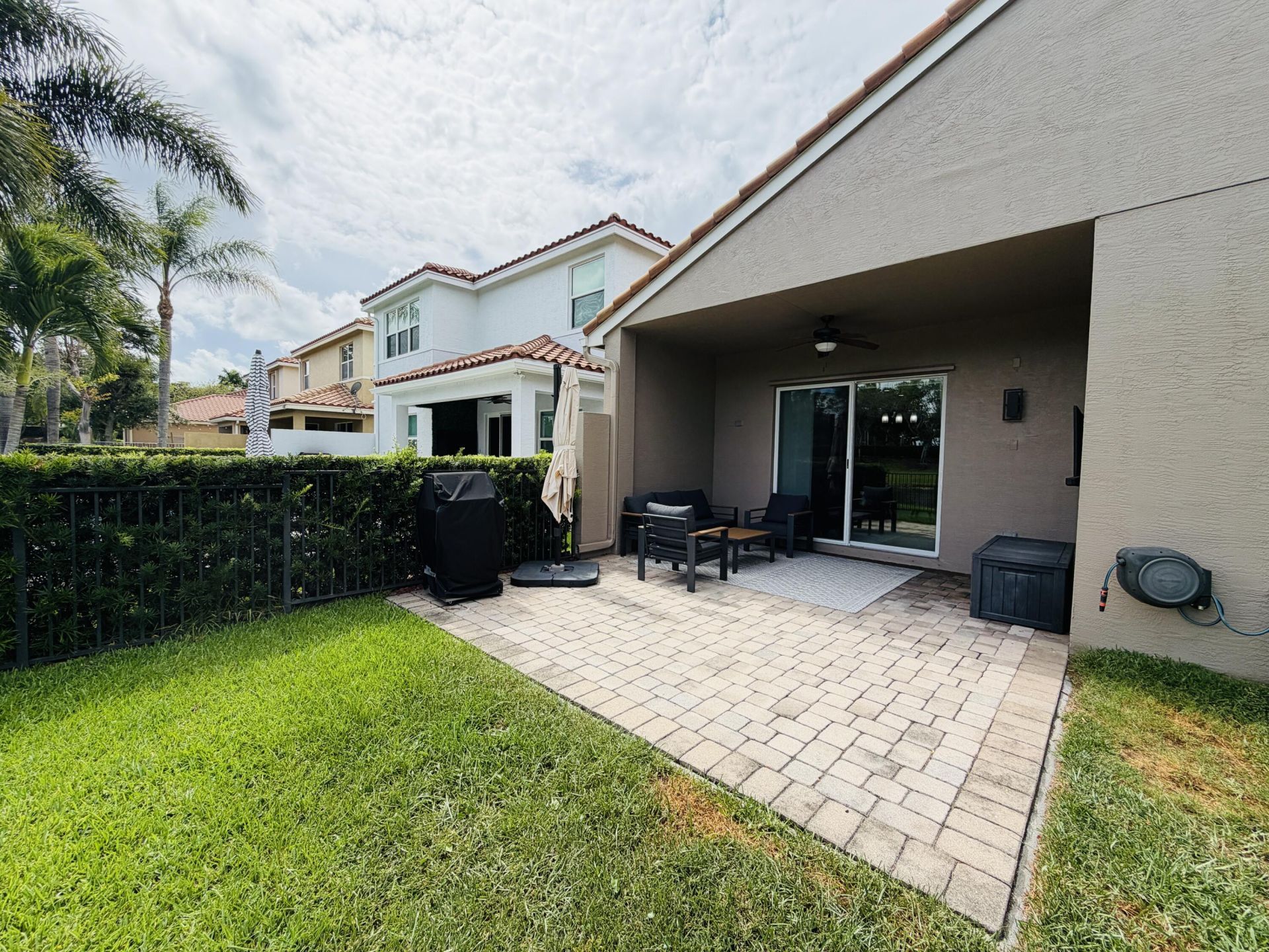 8469 Calabria Lakes Drive, Boynton Beach, FL 33473 Photo