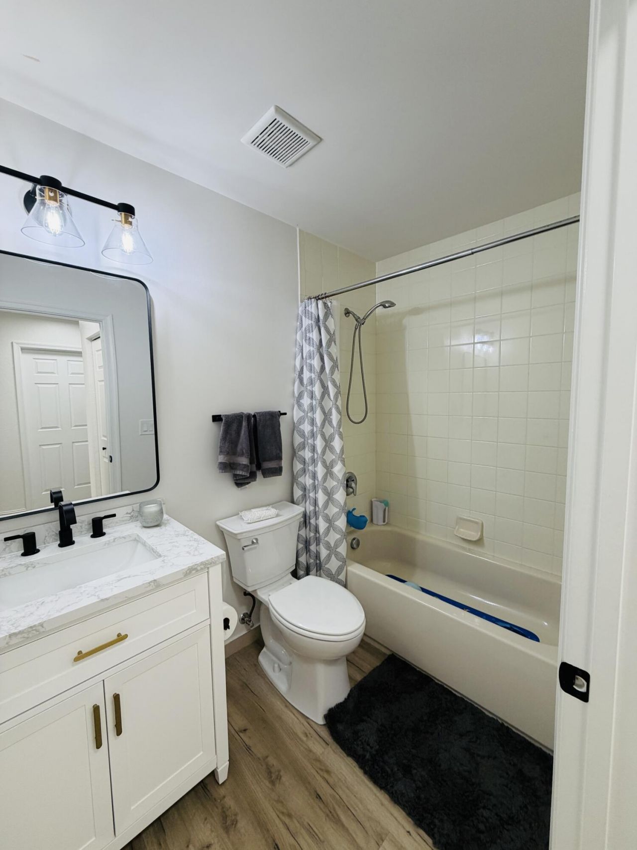 8469 Calabria Lakes Drive, Boynton Beach, FL 33473 Photo