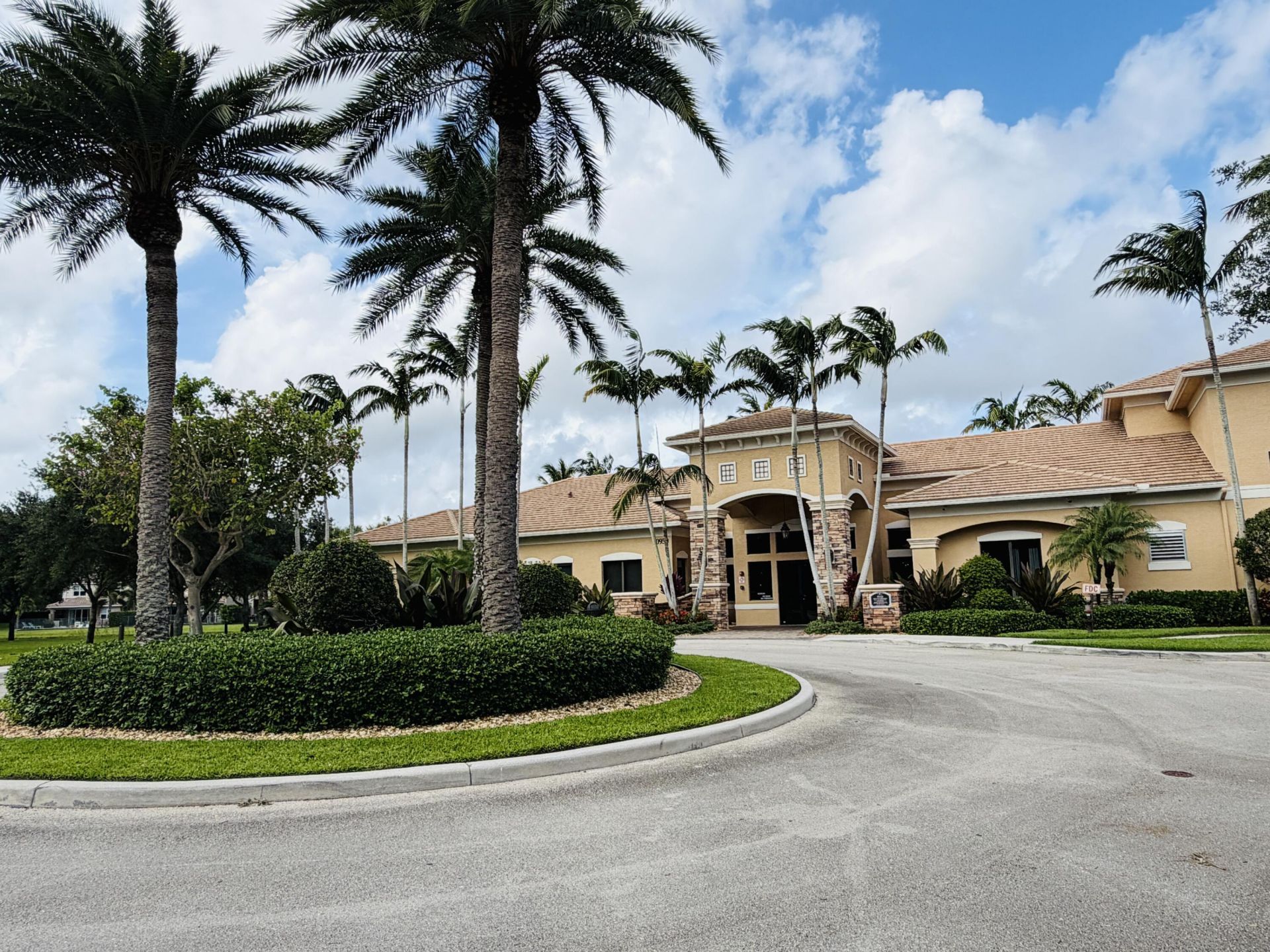 8469 Calabria Lakes Drive, Boynton Beach, FL 33473 Photo