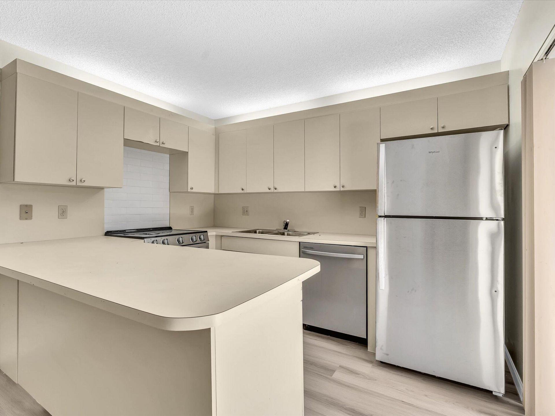 713 NW 99th Circle, Plantation, FL 33324 Photo
