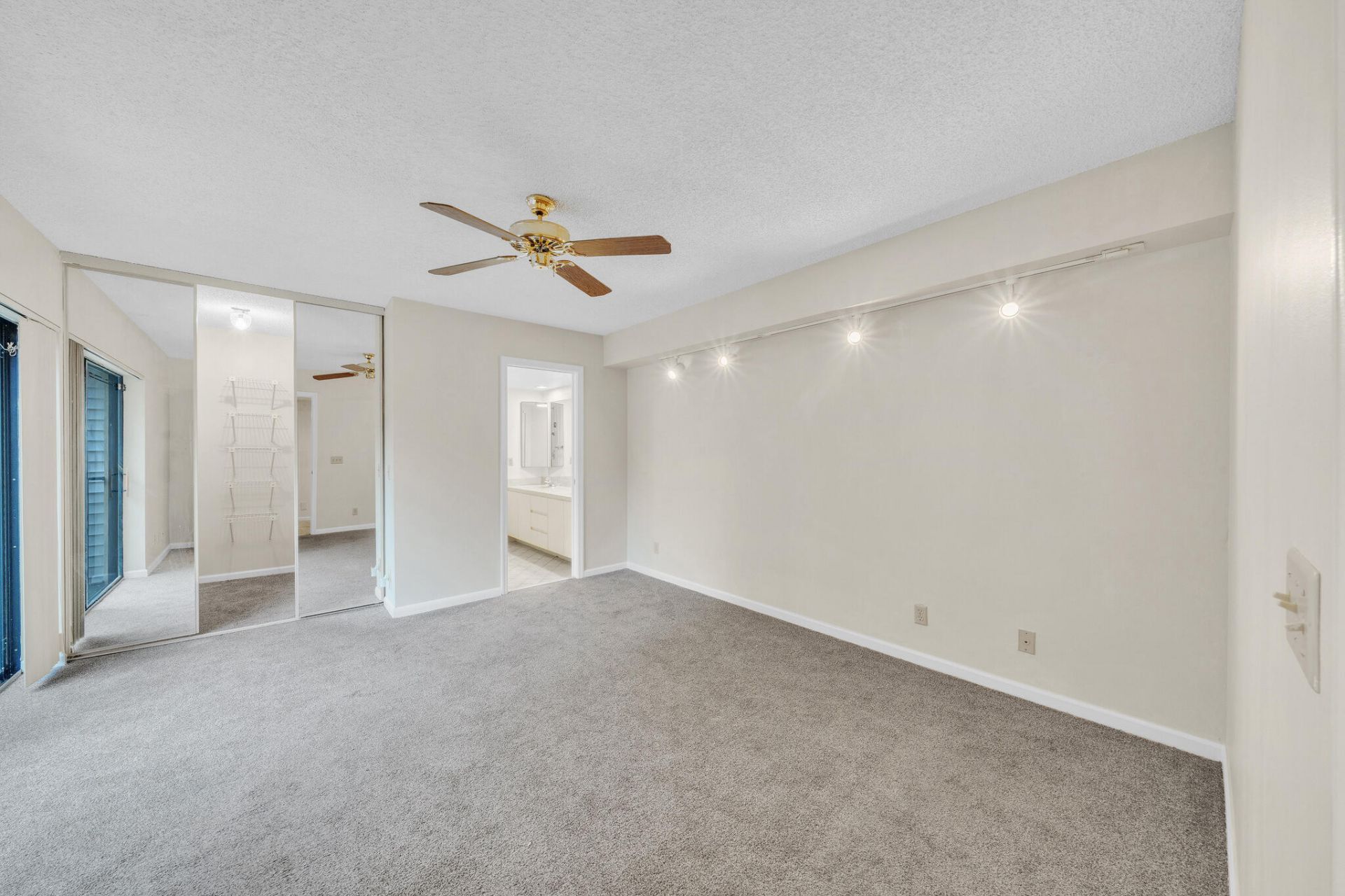 713 NW 99th Circle, Plantation, FL 33324 Photo