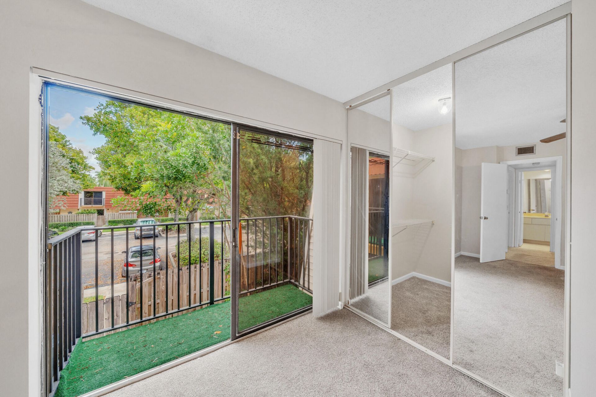 713 NW 99th Circle, Plantation, FL 33324 Photo