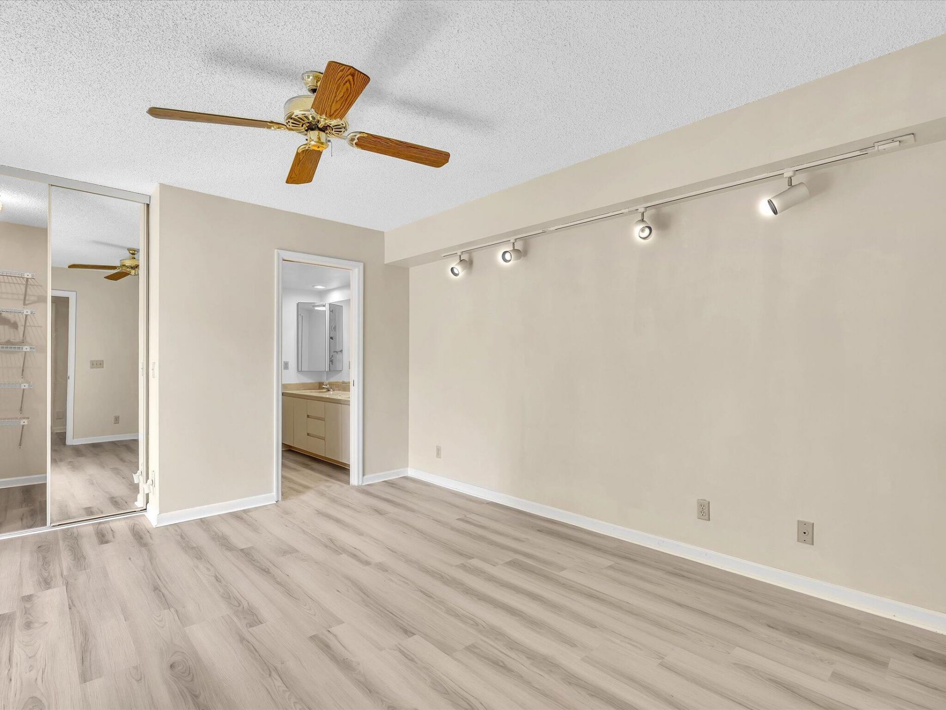 713 NW 99th Circle, Plantation, FL 33324 Photo