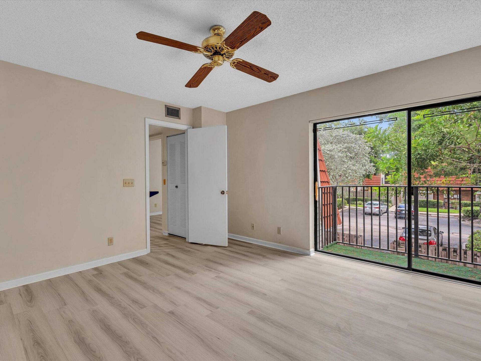 713 NW 99th Circle, Plantation, FL 33324 Photo