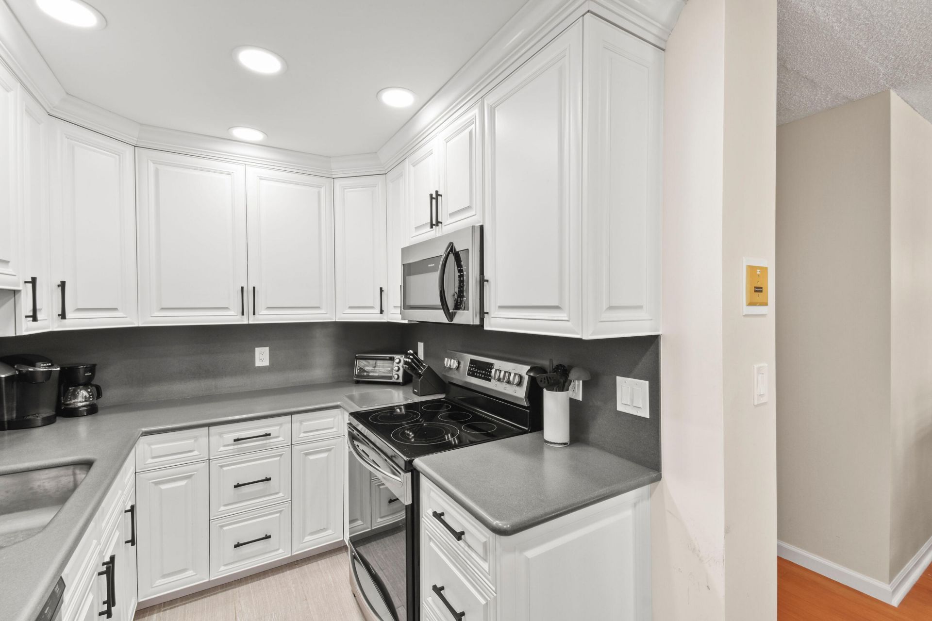 1200 Marine Way, Unit 601, North Palm Beach, FL 33408 Photo
