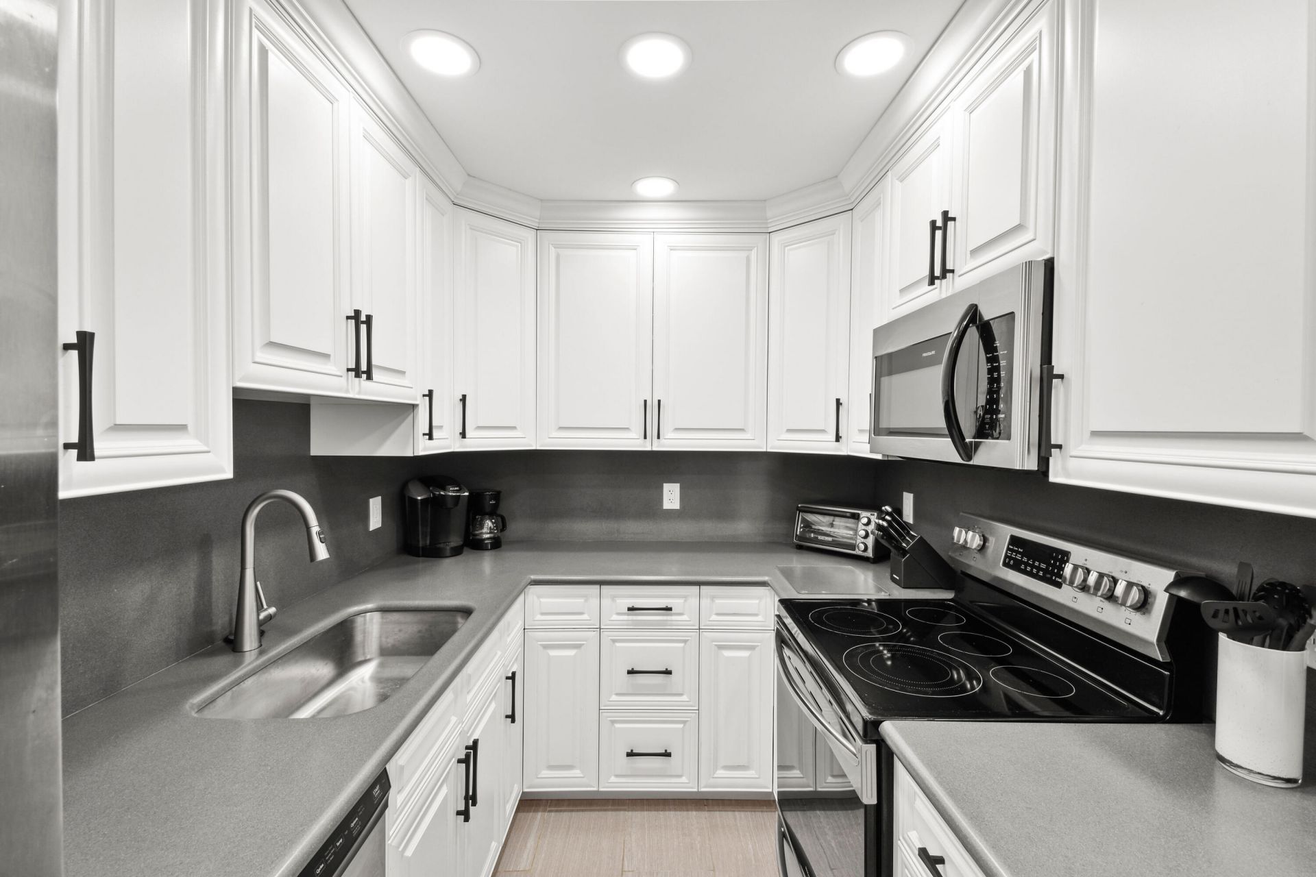 1200 Marine Way, Unit 601, North Palm Beach, FL 33408 Photo
