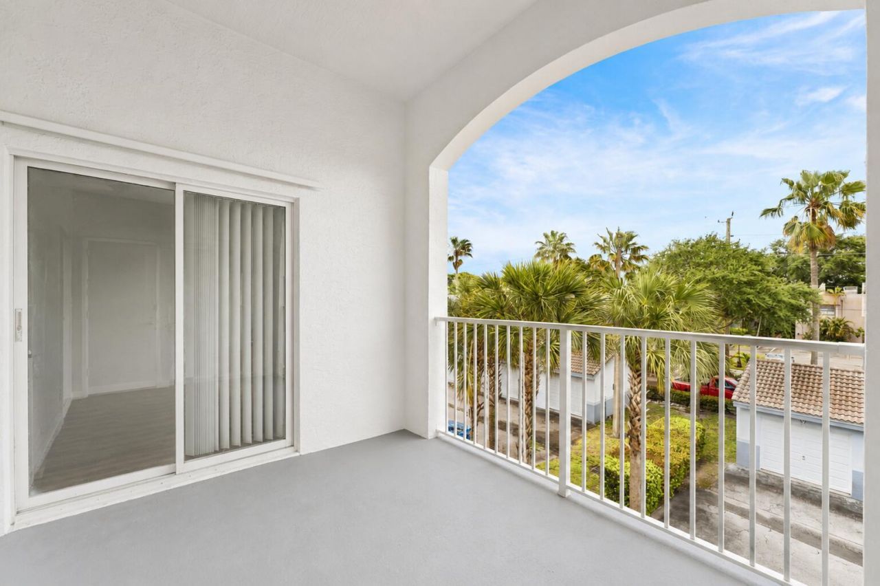 2640 S University Drive, Unit 309, Davie, FL 33328 Photo