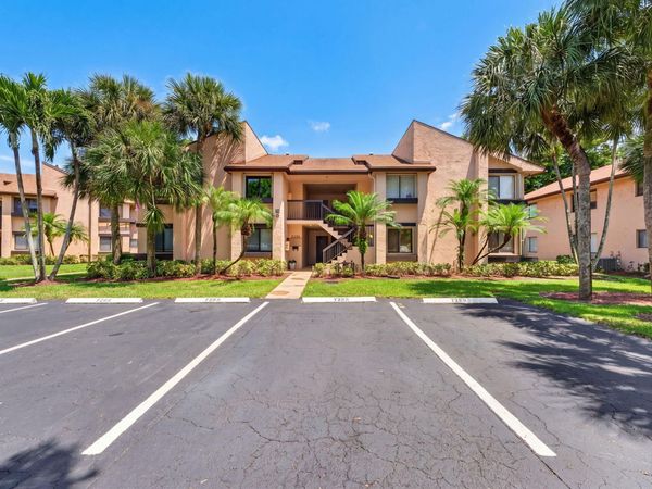 2240 SW 92nd Terrace, Unit 2402, Davie, FL 33324