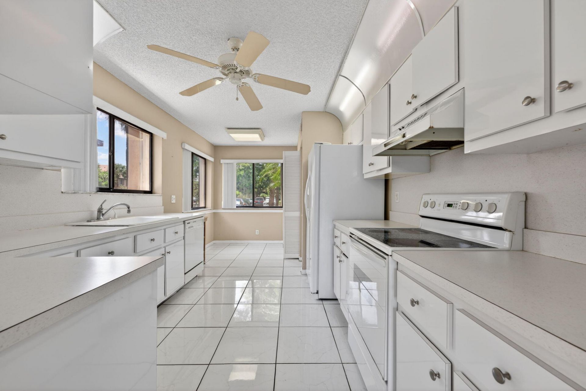 2240 SW 92nd Terrace, Unit 2402, Davie, FL 33324 Photo