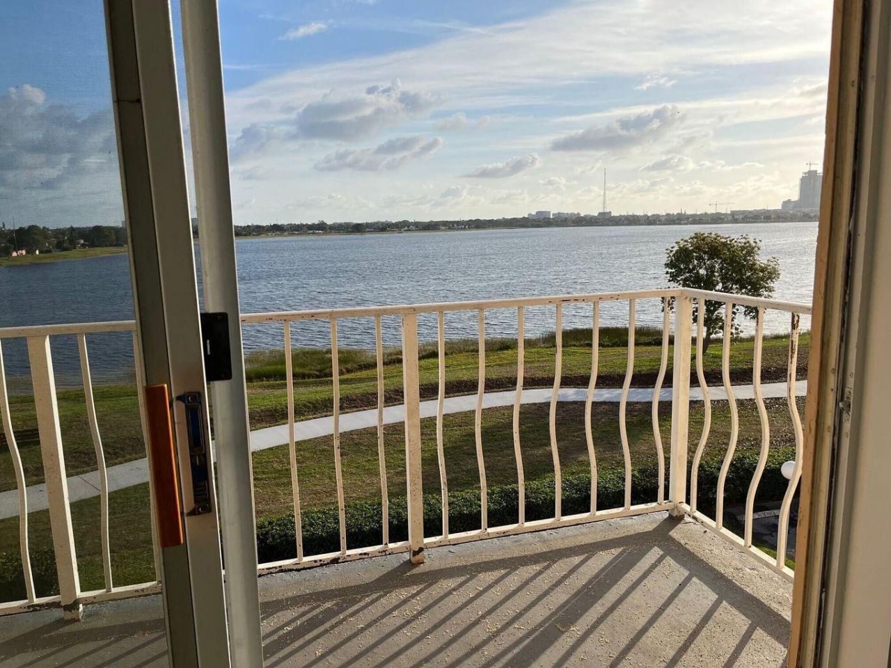 480 Executive Center Drive, Unit 4a, West Palm Beach, FL 33401 Photo