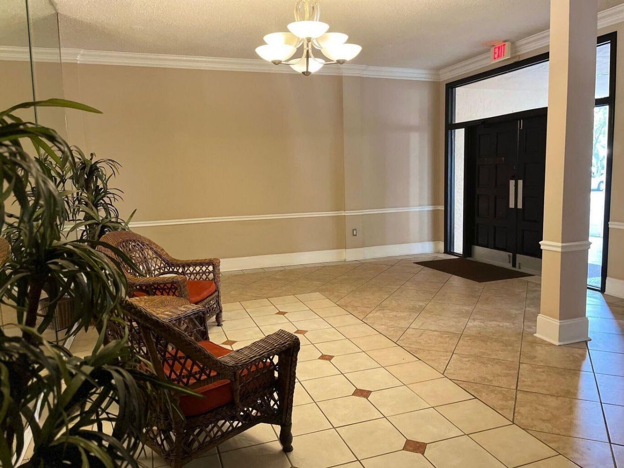 480 Executive Center Drive, Unit 4a, West Palm Beach, FL 33401 Photo