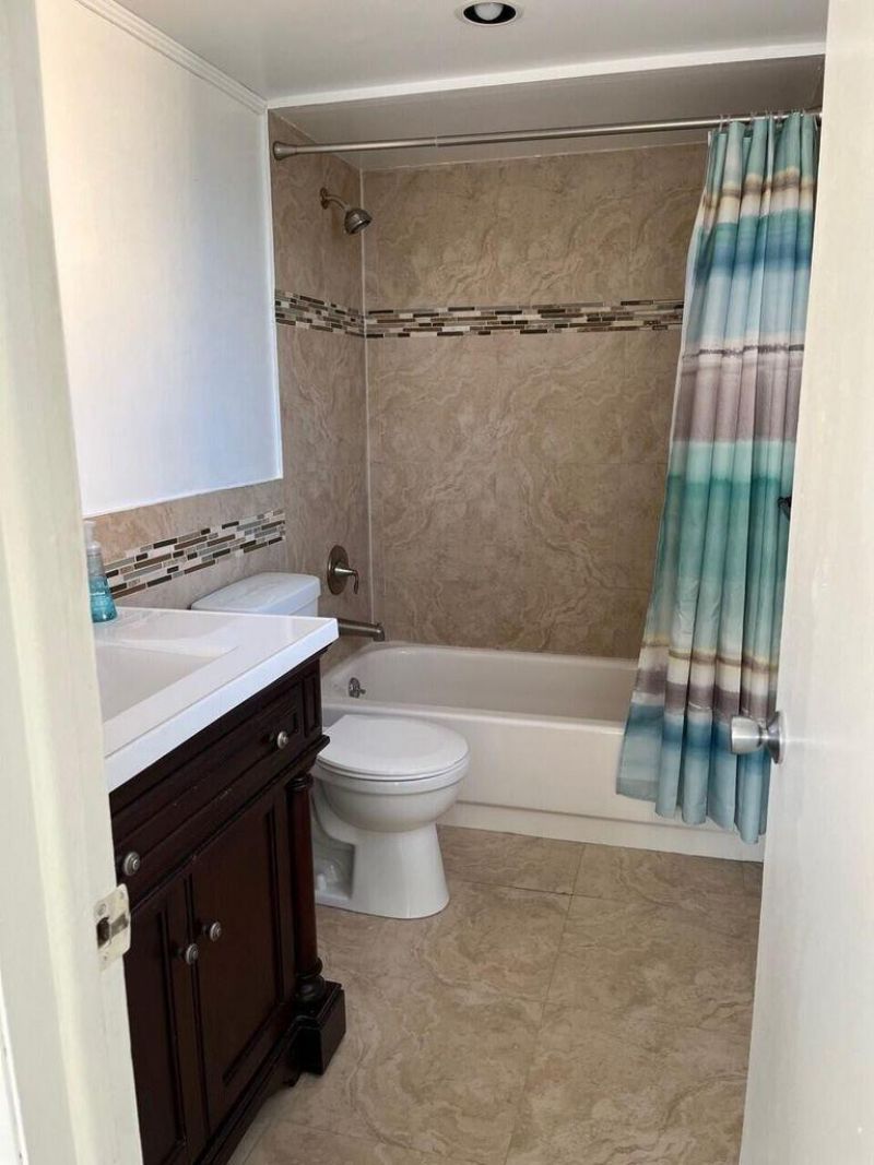 480 Executive Center Drive, Unit 4a, West Palm Beach, FL 33401 Photo