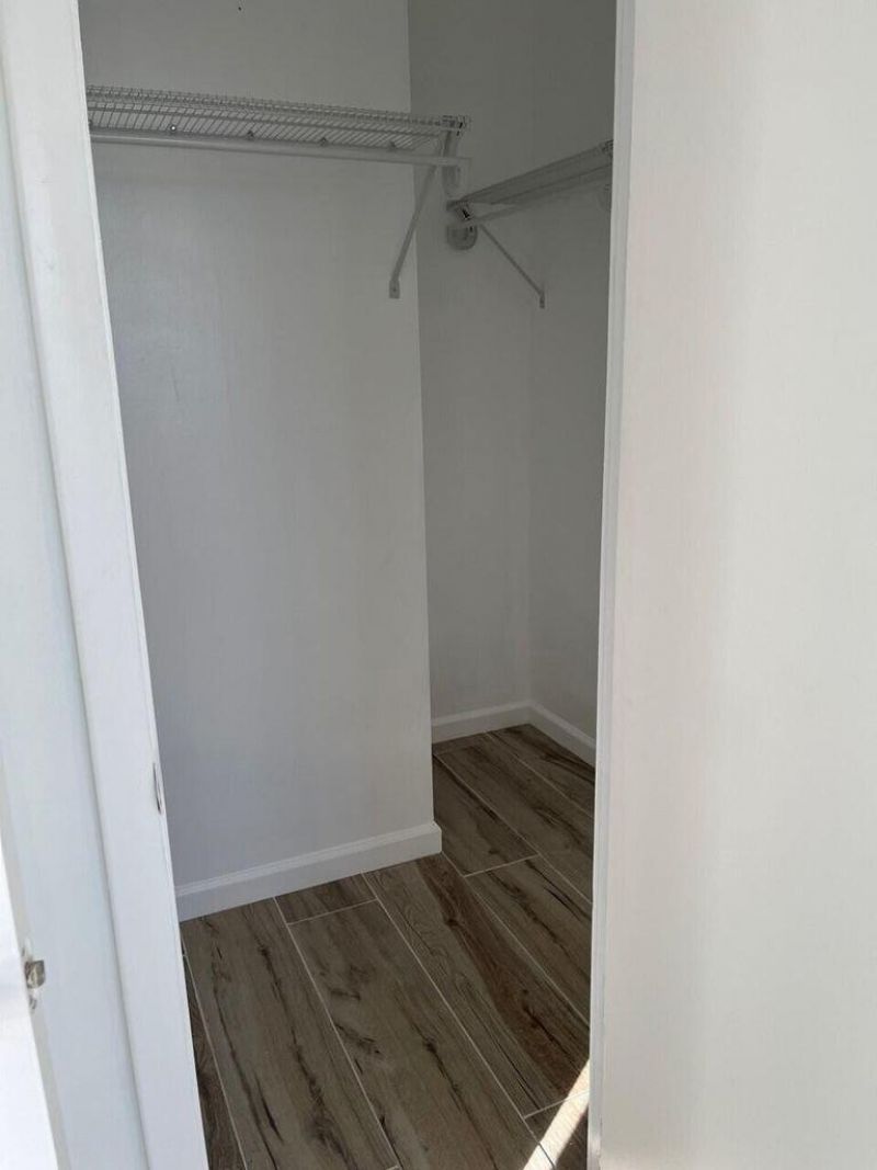 480 Executive Center Drive, Unit 4a, West Palm Beach, FL 33401 Photo