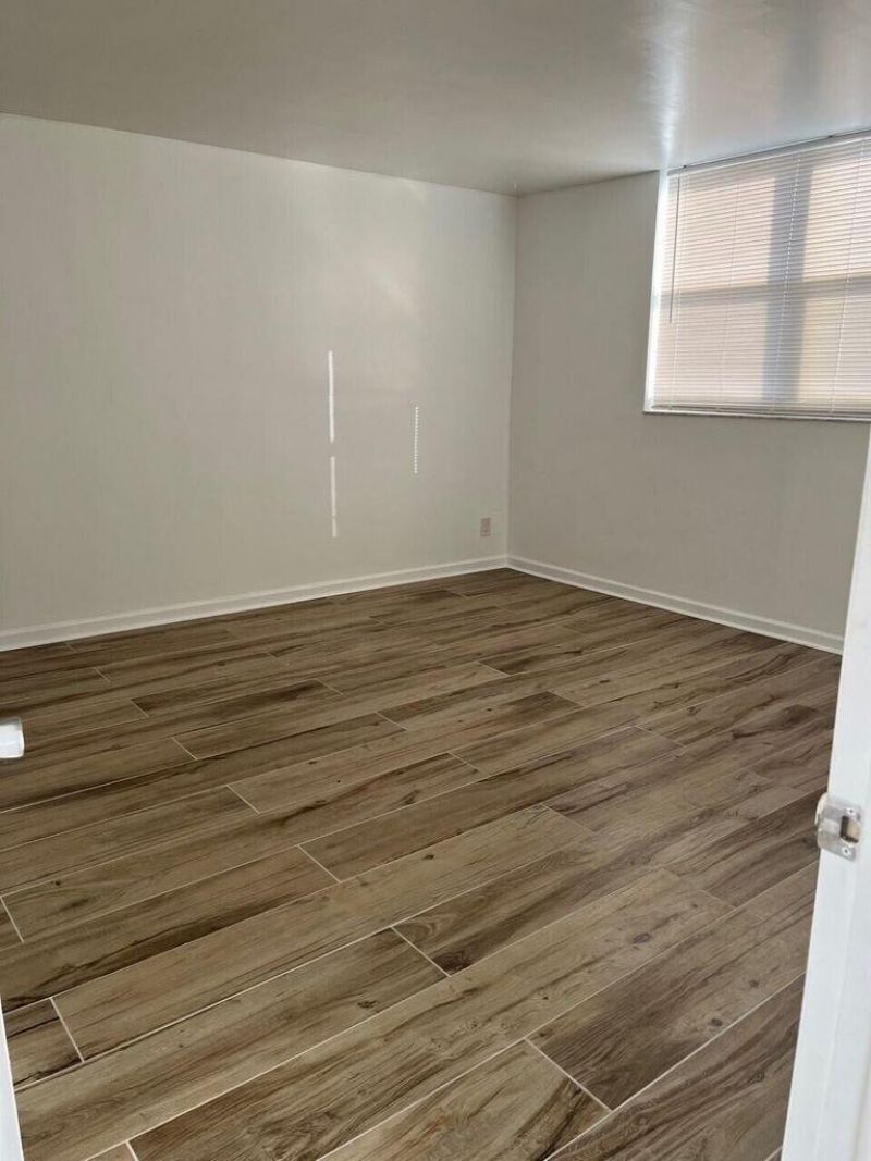 480 Executive Center Drive, Unit 4a, West Palm Beach, FL 33401 Photo