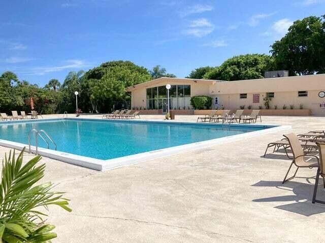 480 Executive Center Drive, Unit 4a, West Palm Beach, FL 33401 Photo