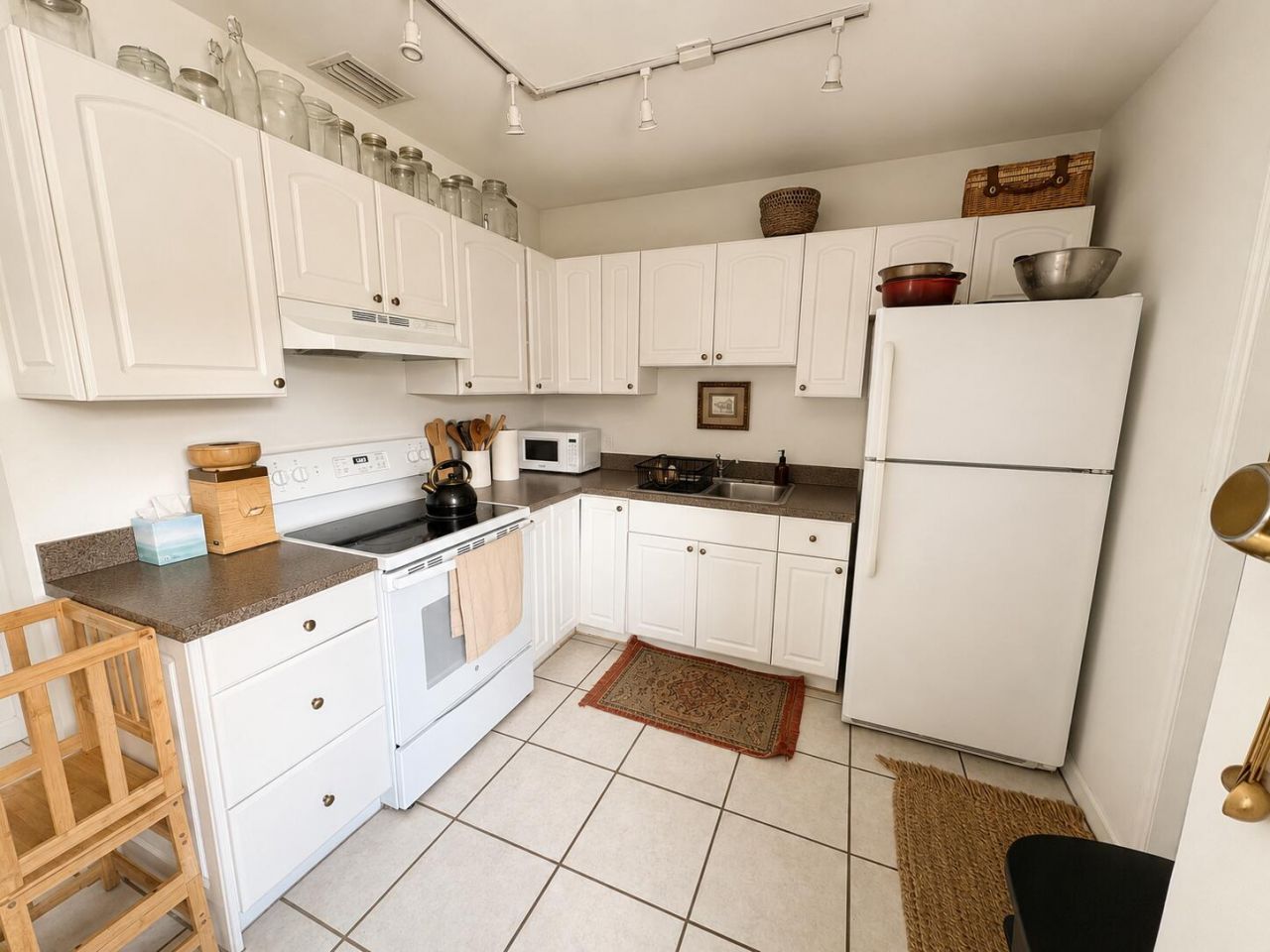 818 Glenridge Drive, West Palm Beach, FL 33405 Photo