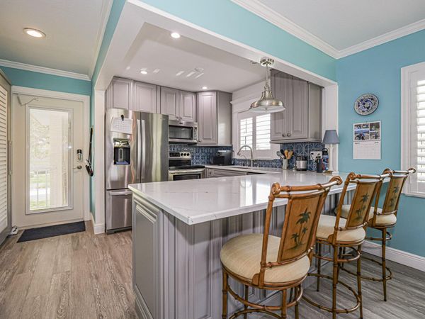 85 Crooked Tree Lane, Unit 207, Vero Beach, FL 32962