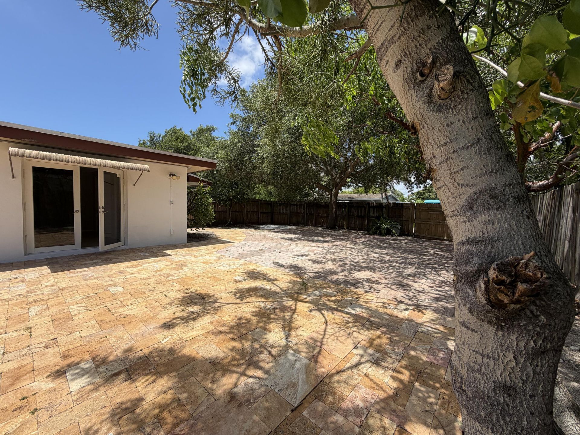 4250 NE 12th Avenue, Pompano Beach, FL 33064 Photo