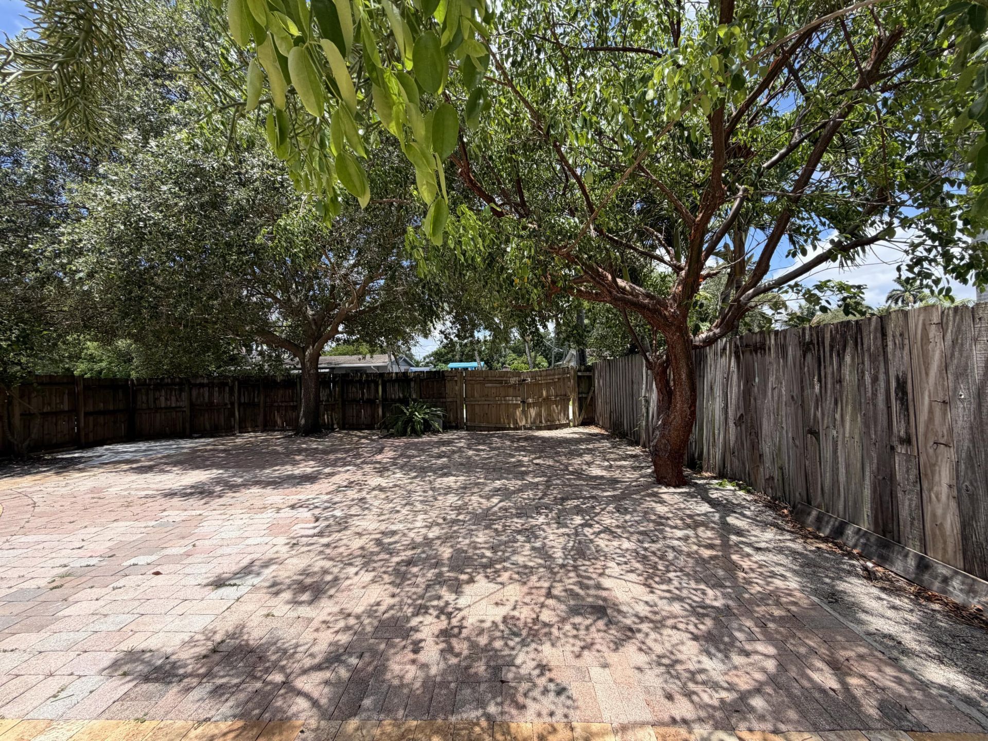 4250 NE 12th Avenue, Pompano Beach, FL 33064 Photo