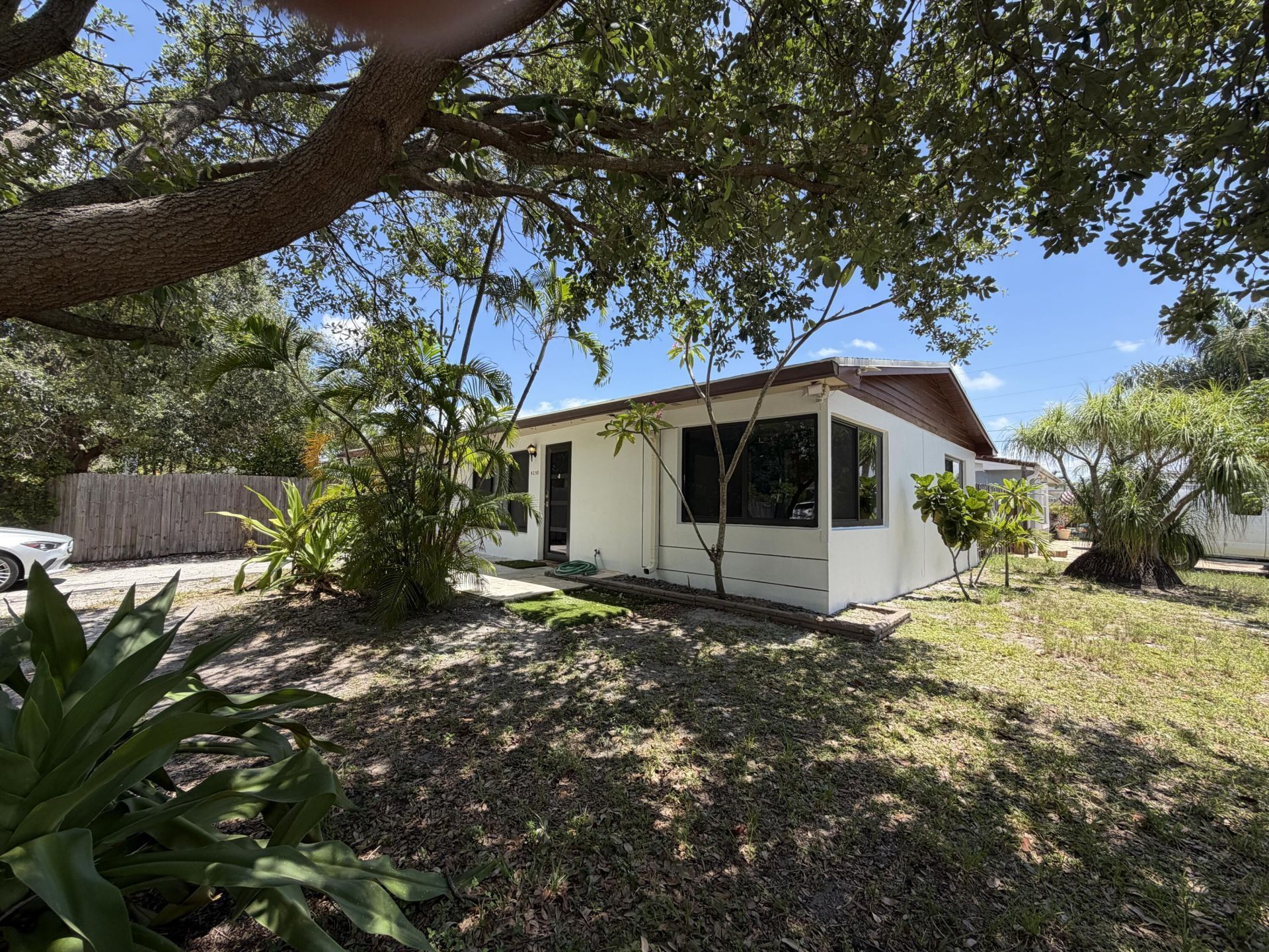 4250 NE 12th Avenue, Pompano Beach, FL 33064 Photo