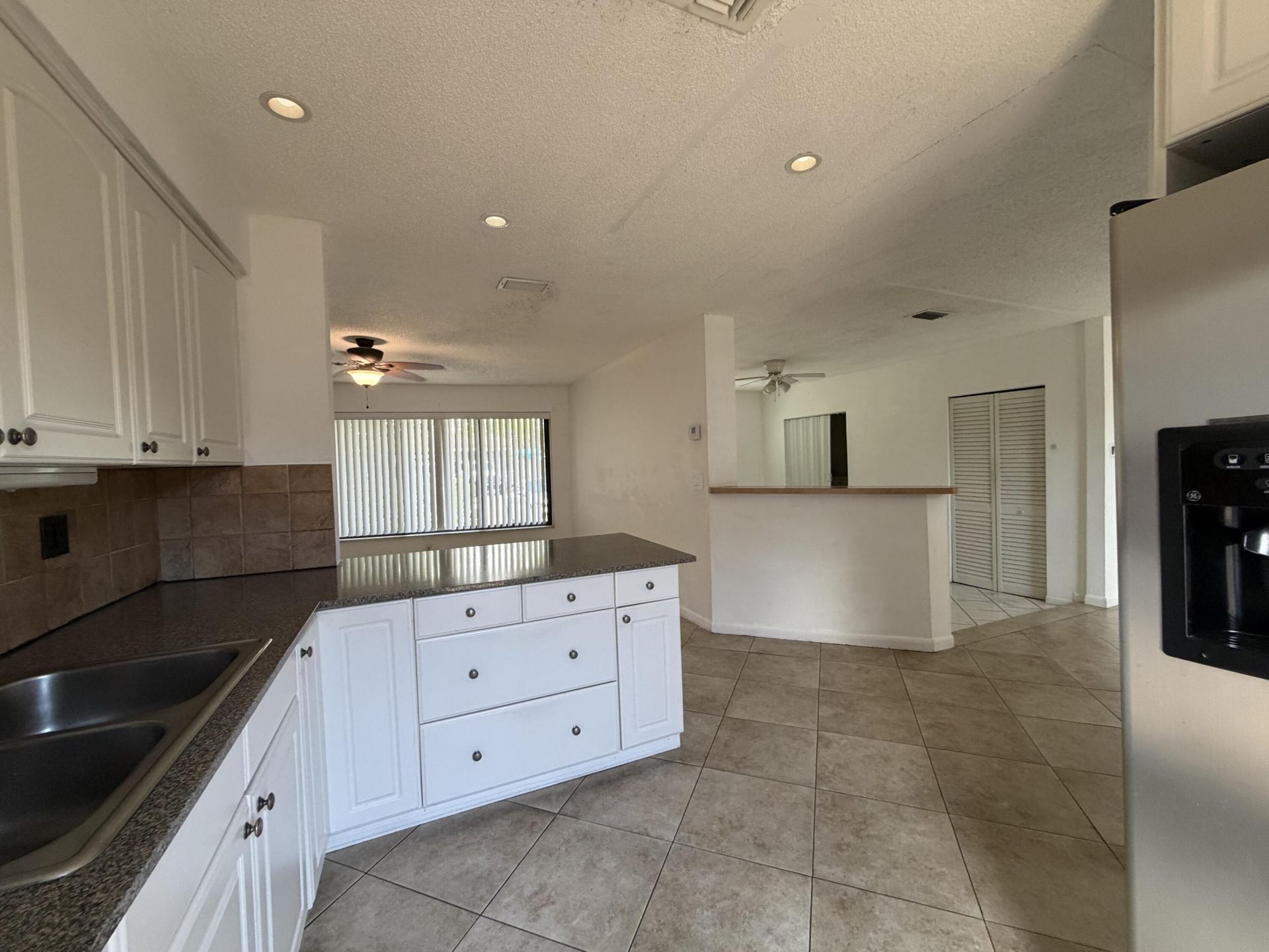 4250 NE 12th Avenue, Pompano Beach, FL 33064 Photo