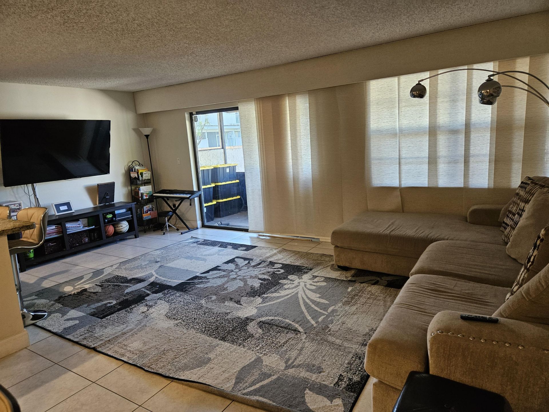 2617 N 40th Avenue, Hollywood, FL 33021 Photo